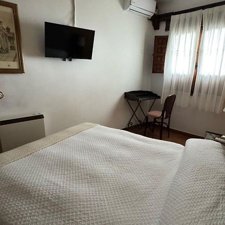 La Troje Oropesana Guest House Eksteriør bilde