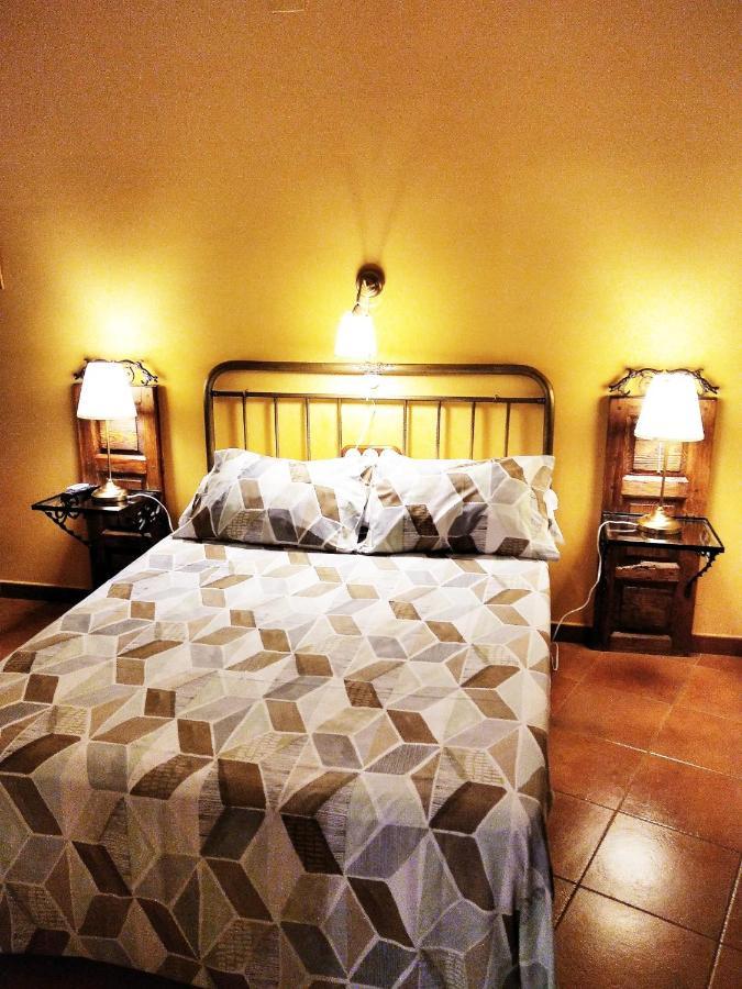 La Troje Oropesana Guest House Eksteriør bilde