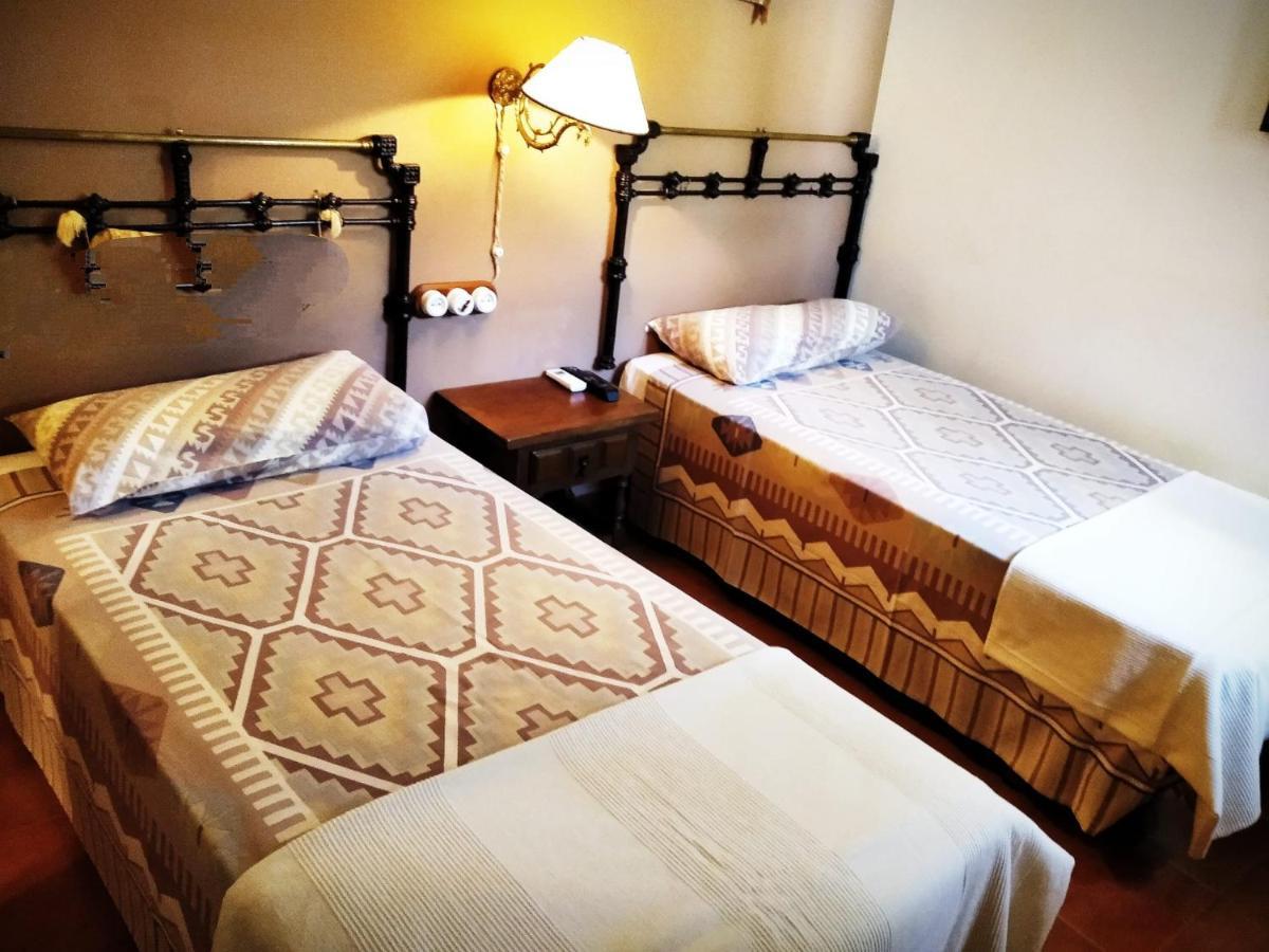 La Troje Oropesana Guest House Eksteriør bilde