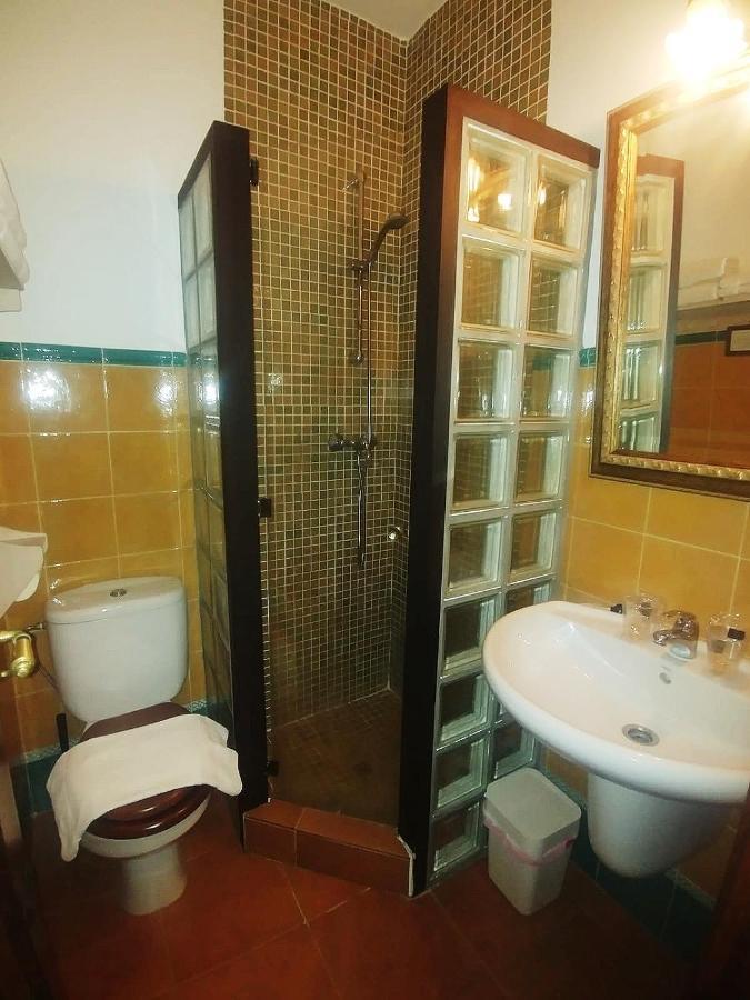 La Troje Oropesana Guest House Eksteriør bilde