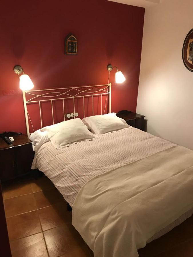 La Troje Oropesana Guest House Eksteriør bilde